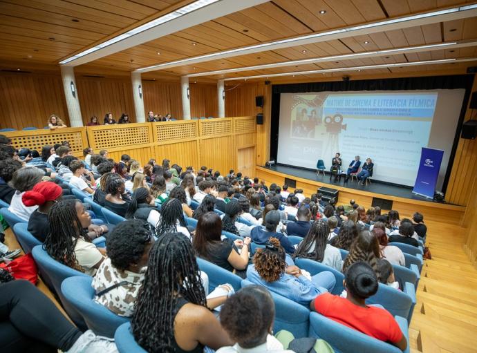 Matiné de Cinema | Bullying | Disponível Online